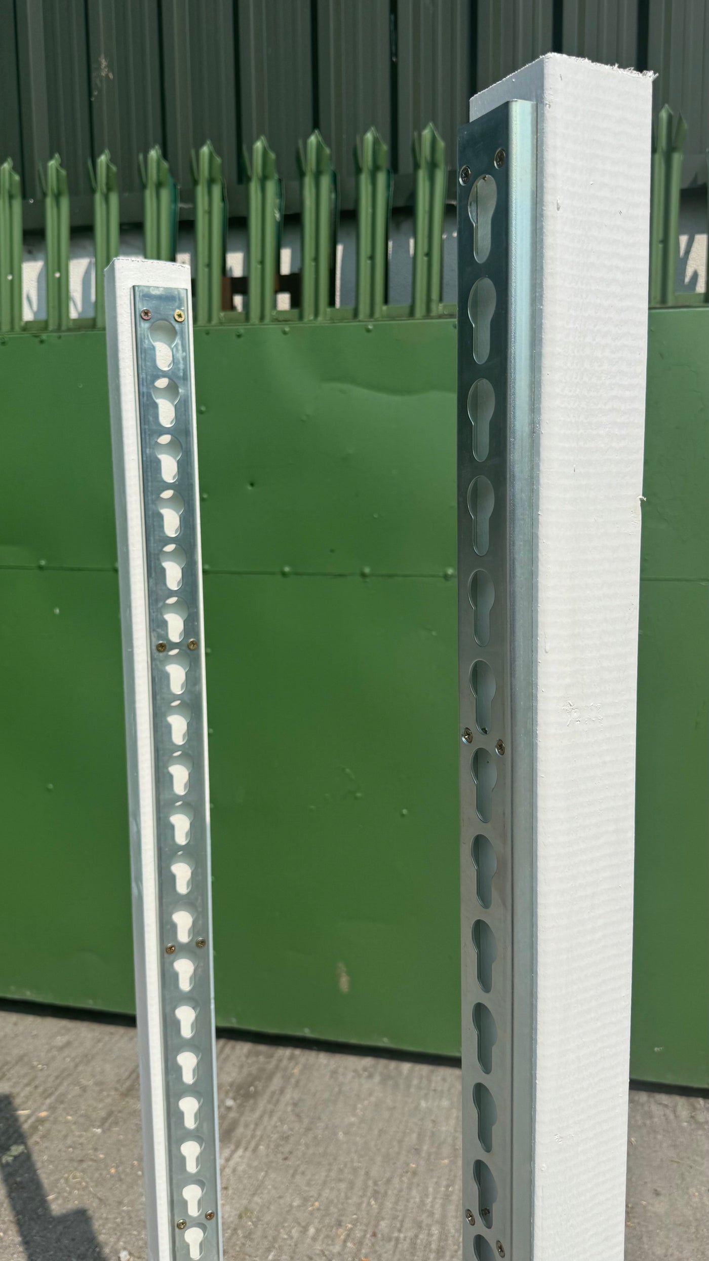 Show Jump Uprights Pair - Wooden with Metal Track - White- Collection Only